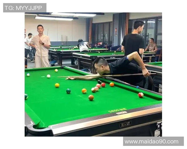 台球运动发展历程与技术解析：从传统台球到现代斯诺克的演变与创新