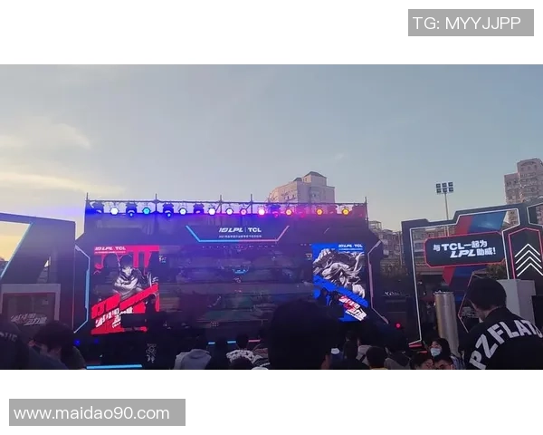 电竞比赛实时比分更新 快速掌握各大赛事最新战况与精彩瞬间 电竞比赛实时比分更新 快速掌握各大赛事最新战况与精彩瞬间