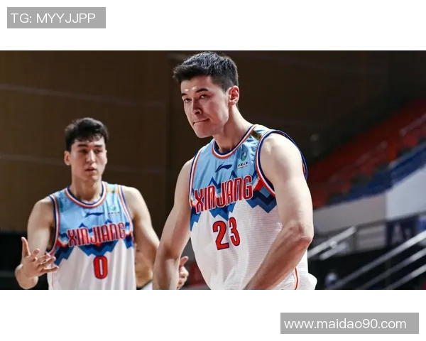 阿不都沙拉木率领球队奋勇拼搏展现中国男篮团结力量